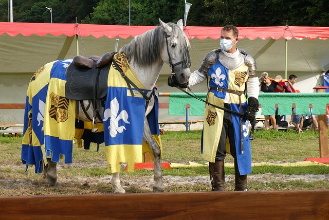 继而为塑造 继而为塑造